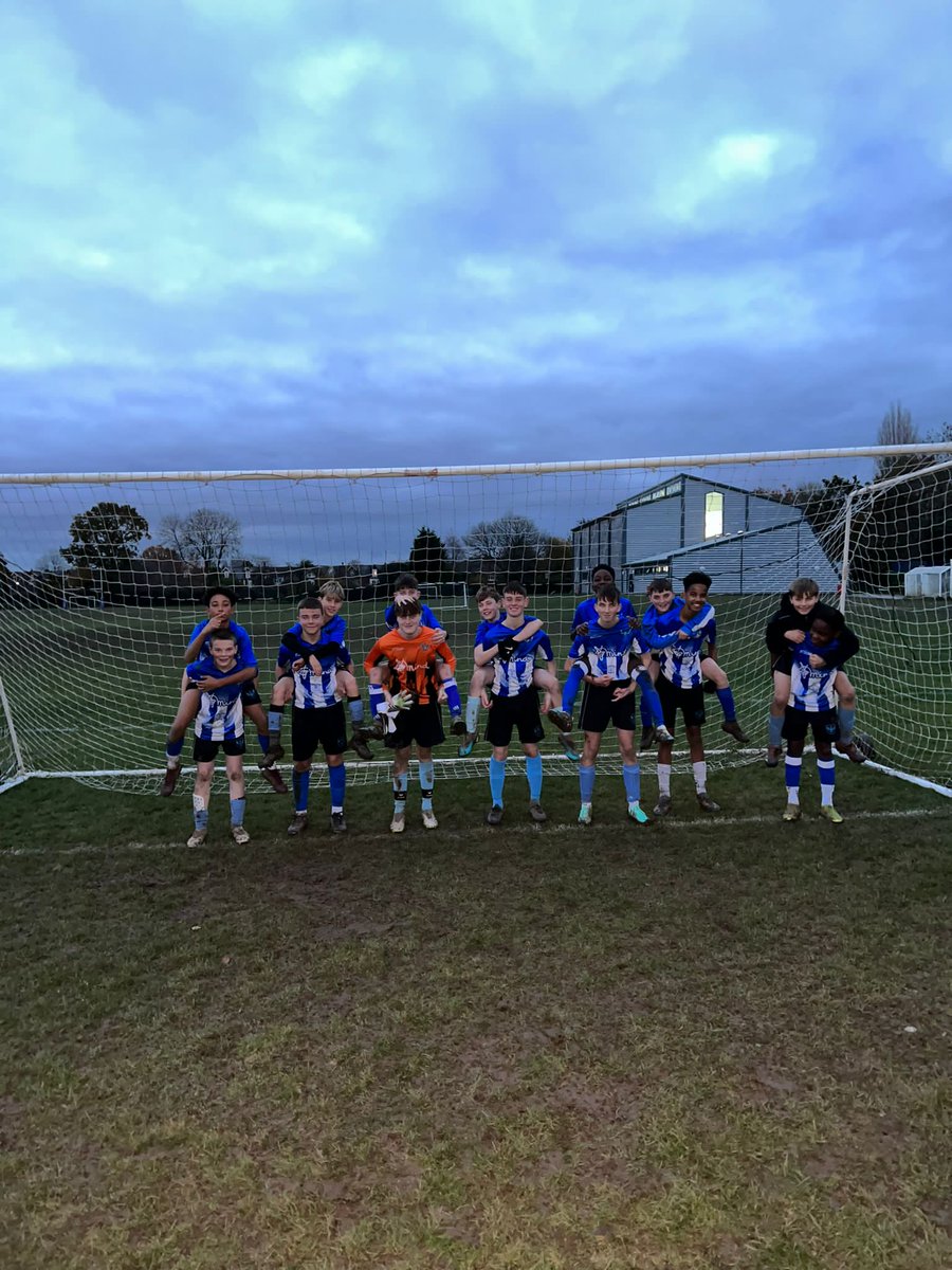 The year 8 football team progress to the Quarter Finals of the West Midlands Cup with an impressive 7-0 win over Barr’s Hill School⚽️  Goalscorers: Cairo x2, Ashton x2, Theo, Harrison and Jude. MOTM: Ashton H🦅