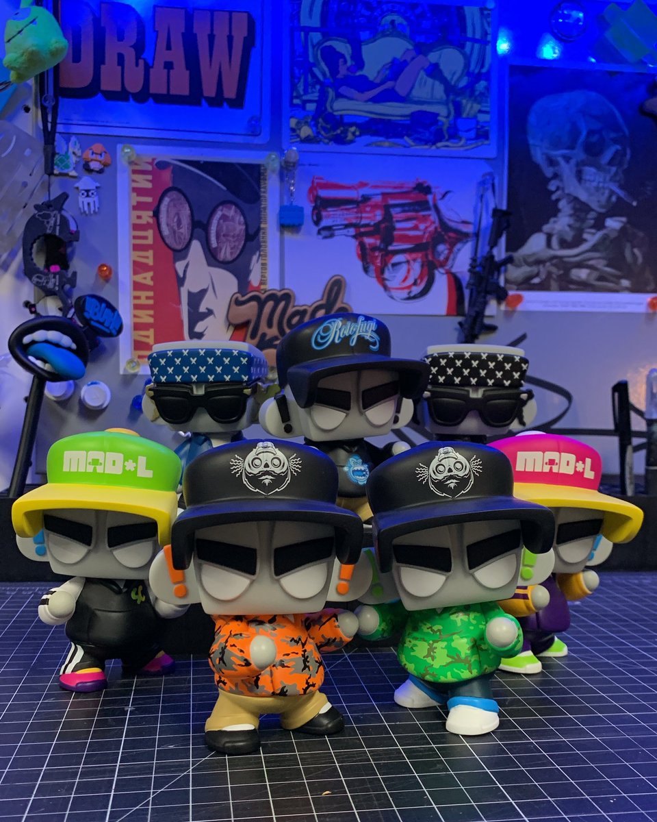 Madtoydesign's tweet image. Most of these guys are still available on the shop! My #Artistproofs from the #MADLcitizens run. Each comes signed by yours truly… madtoystore.com/products #arttoys #vinylfigures #limitededition