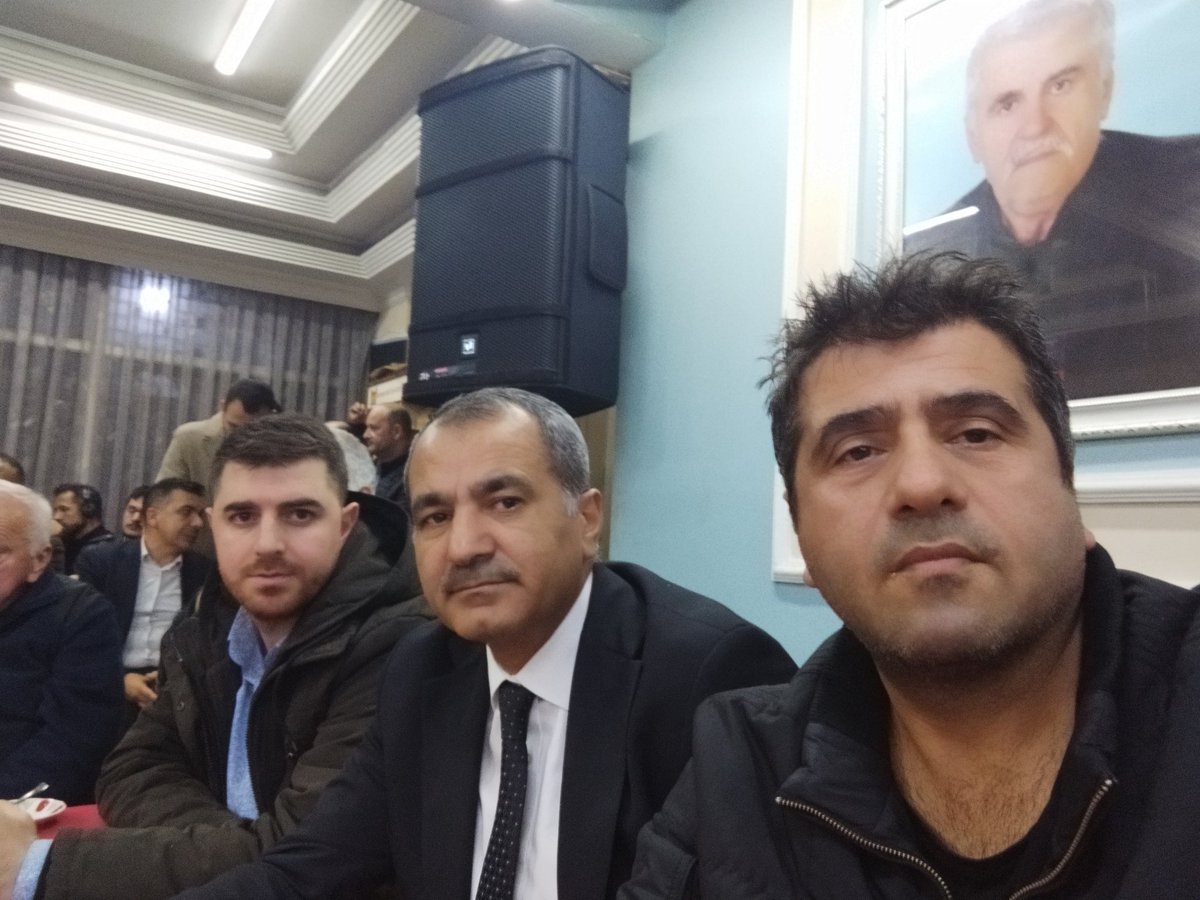 Felemez05820682's tweet photo. Nuripaşa mahallesi Başkanla Akşam çayı @omerrarisoy @selamidelibalta @HalisOzgenc @yartis73 @sozsaffet https://t.co/R7T3K0NDp0