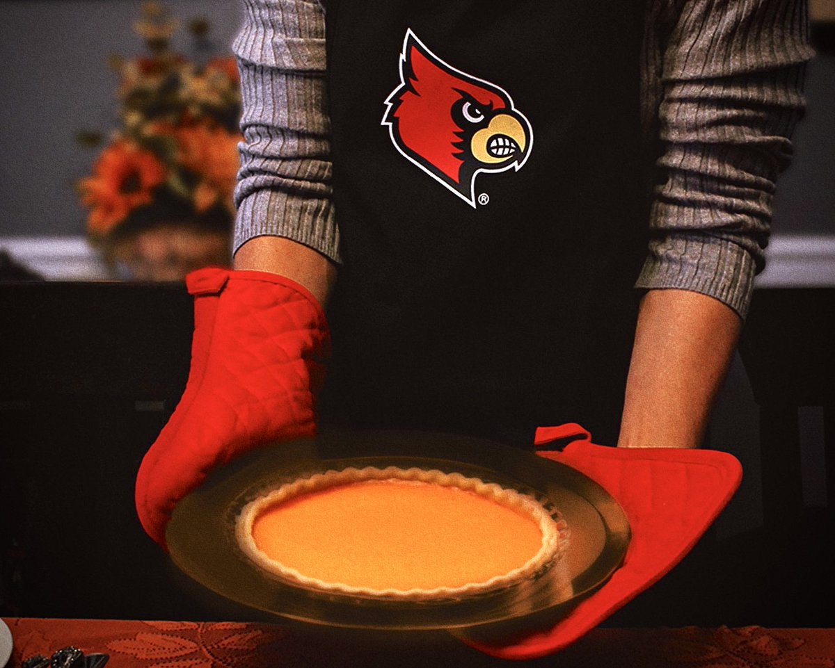 Thanksgiving Break has officially begun! We're so grateful for our Cardinal Community. Offices at the university are closed until Monday, November 27. We hope that you have a wonderful break! ❤️