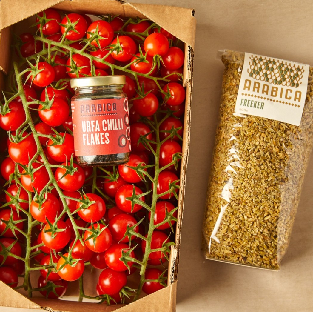 iowtomatoes's tweet photo. We're obsessed with how well Arabica London's products go with our tomatoes! Have you spotted the new additions to the range on our website yet? 

Head to our website to get your hands on the delicious range as well as some delicious winter tomatoes - https://t.co/GCB2kFwKLt https://t.co/CKtqu2h1pe