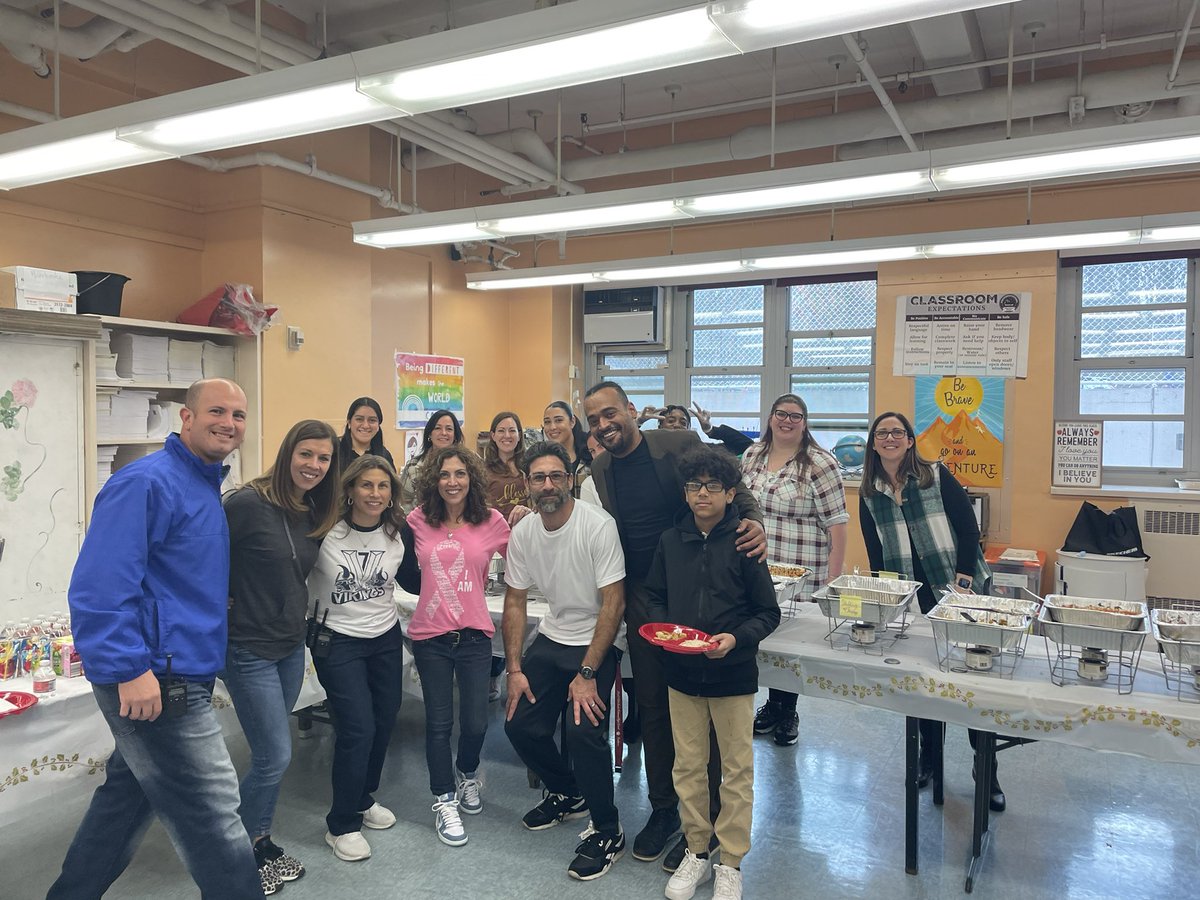 IS7 D31/ P25 D75 School Community united and grateful for our years a collaboration. Happy Thanksgiving! <a href="/DOEChancellor/">Chancellor Kamar H. Samuels</a> <a href="/DrMarionWilson/">Dr. Marion Wilson</a> <a href="/CSD31SI/">CSD31StatenIsland</a> <a href="/FollowCSA/">CSA</a>