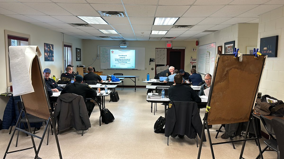 Teaching NFPA 1021 Fire Officer III this week at the Huntsville Regional Training Centre. Some dedicated fire service professionals working hard to further themselves and better their communities! <a href="/ONFireMarshal/">Office of the Fire Marshal</a> #FireOfficer #Training #OntarioFireCollege