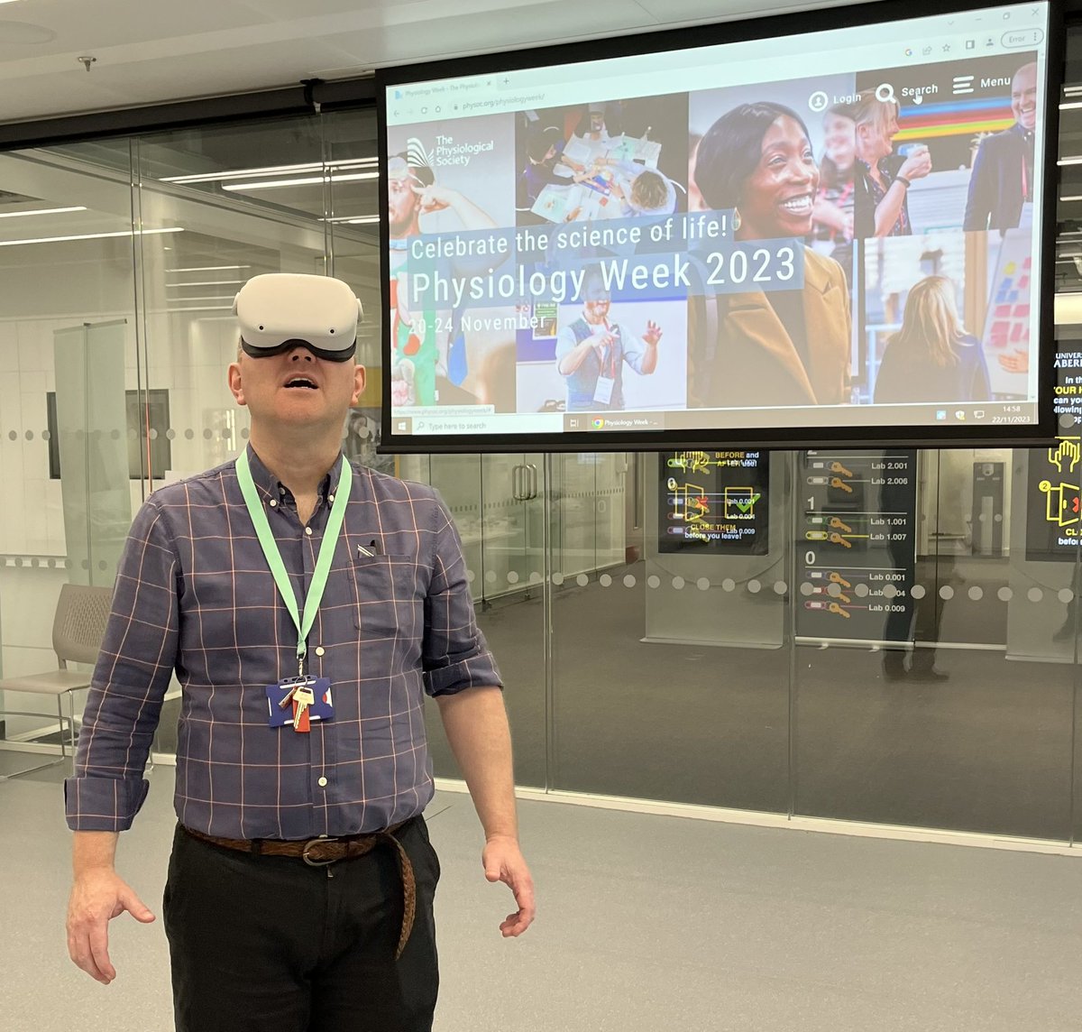 CraigJDaly's tweet photo. Great day @aberdeenuni and @AbdnLifeScience for #PhysiologyWeek2023 demonstrating our Myocyte and Spinal Cord VR applications. @physoc @UofGMVLS https://t.co/JZjqKfhmMs
