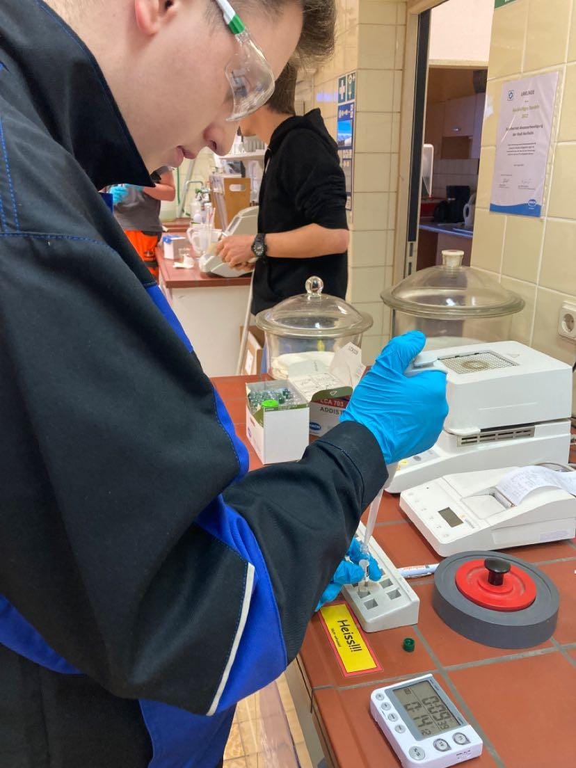 Sarah Zeitoun tweet media