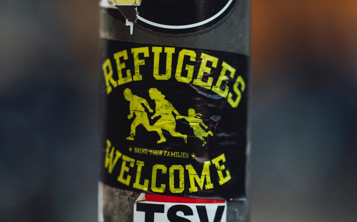 Das Staatssekretariat für Migration unter der Leitung von <a href="/elisabeth_baume/">Elisabeth Baume-Schneider</a> testet seit letzter Woche ein neues 24-Stunden-Verfahren zur schnellen Abhandlung von Asylanträgen. Wir fordern EBS auf, dieses Projekt sofort einzustellen!  1/3

#RefugeesWelcome