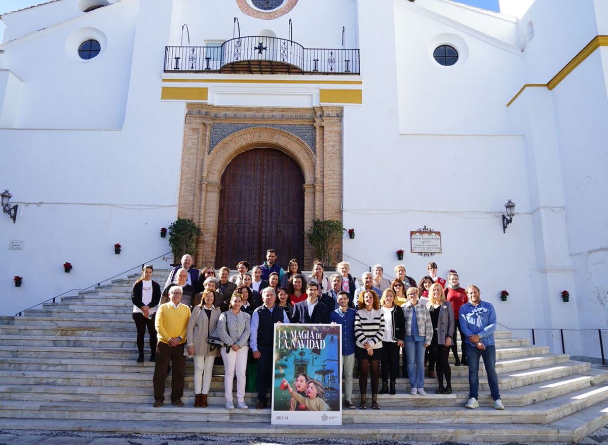 AytoCoin's tweet photo. La magia de la Navidad llega a Coín con "Así canta Jerez" 🎶🎄✨
 
➡️🎁El Ayuntamiento ha presentado la programación navideña esta mañana junto a asociaciones empresariales, sociales y hermandades y colectivos en la Plaza del Pescao

#Coín #LaMagiaDeLaNavidad  #CoínEnNavidad https://t.co/wnqway0lAW