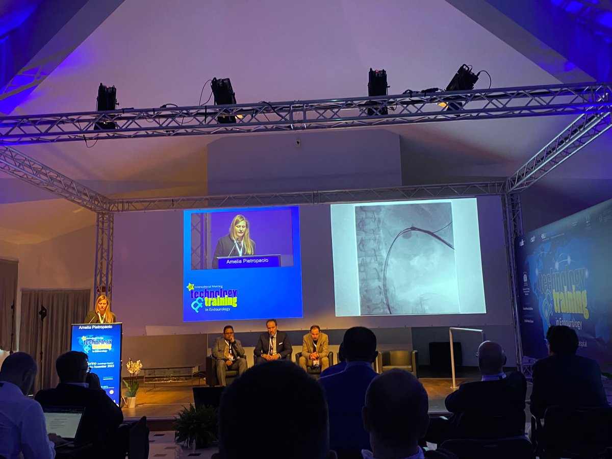ameliapietr1's tweet photo. Day1️⃣of the best event for networking and professional growth⭐️in endourology @EndourologyT #TnT23 🚀 @leye_ajayi @OstherPalle @endouro @OtasDurutovic @StefaniaFerret @ferasjaafari @scoffonecesare @CraccoCecilia @vdconinck @thomastailly @YAUEndourology @albasierrad @MicheleTalso https://t.co/aBb5lXEV89