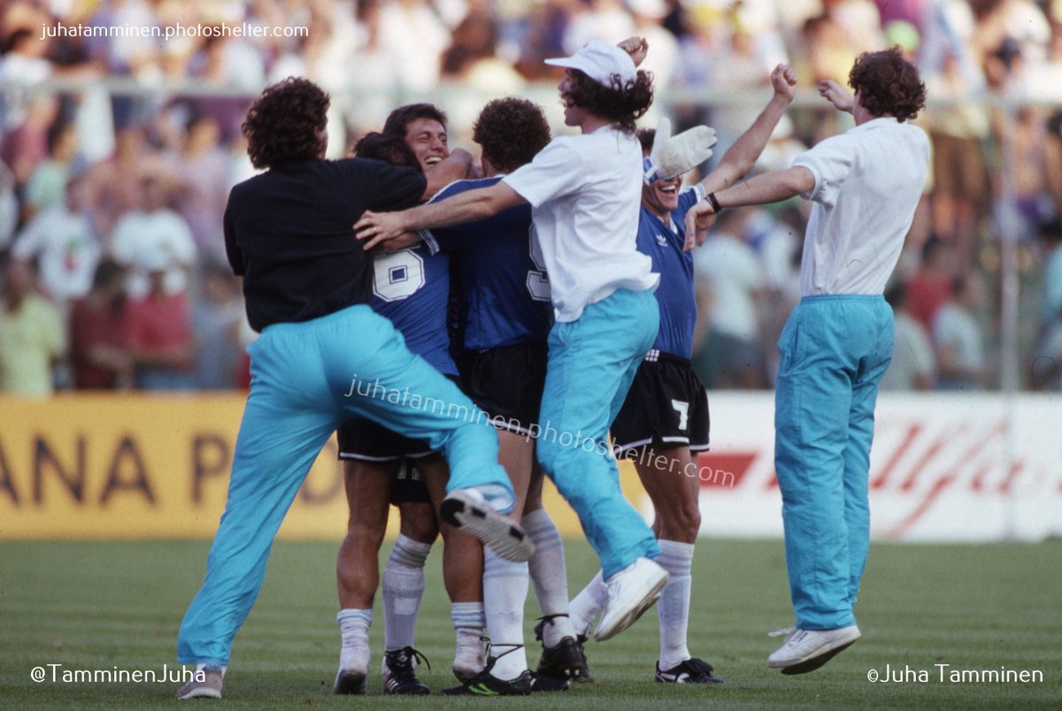 Sergio Javier Goycochea, Yugoslavia vs Argentina, 30 de junio de 1990 en Firenze. #SergioGoycochea #Italia90 #YUGvARG #SeleccionArgentina @OKGoyco90