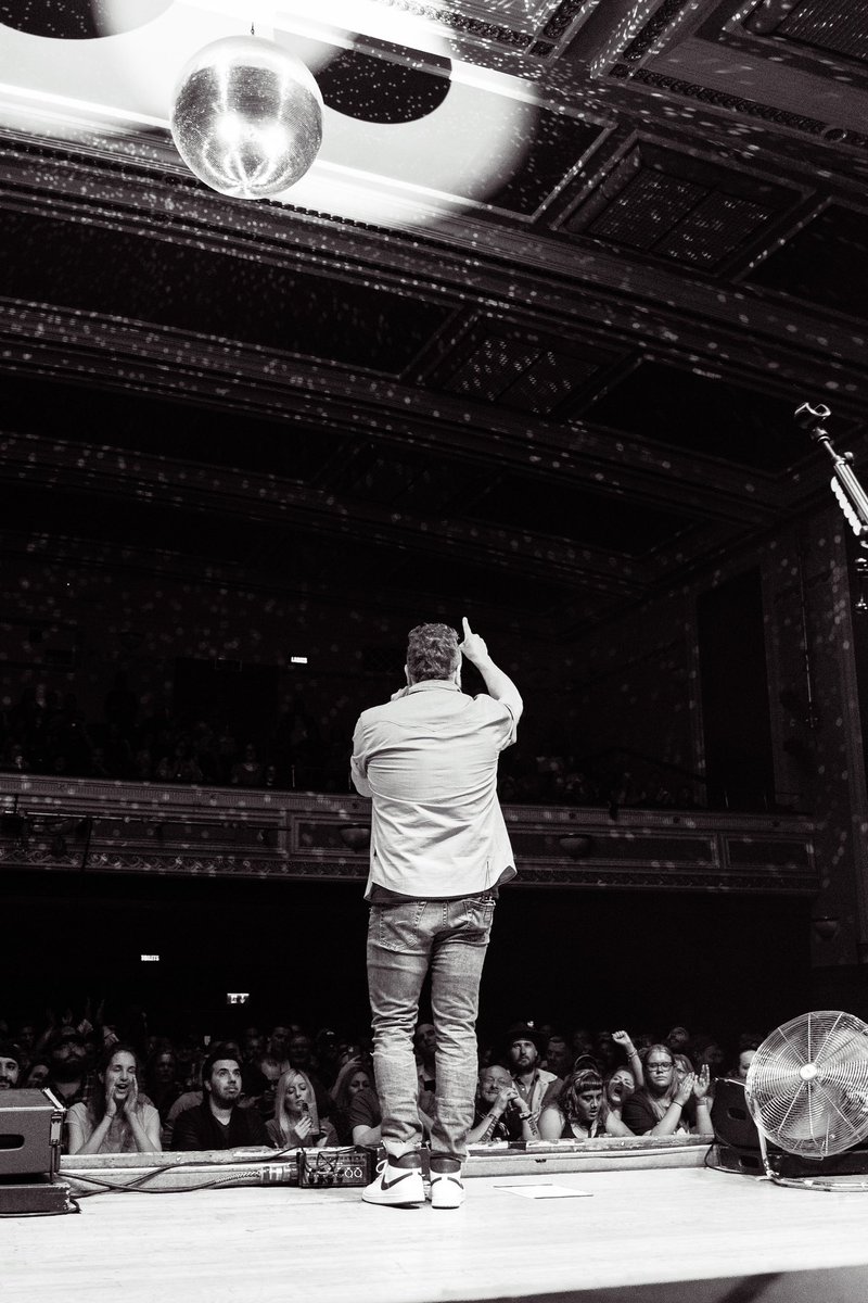 EliYoungBand's tweet photo. Can’t wait for the #BreakupInABar Tour to pick back up next month! 📸: @dobbyiam https://t.co/eF382SdrVD
