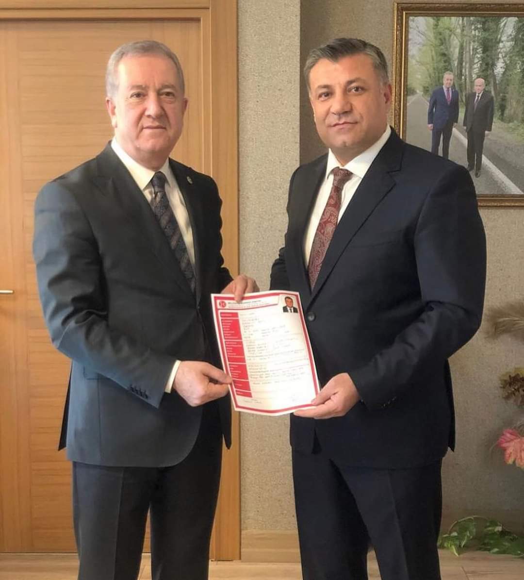 ibrahimkaramhp's tweet photo. Geçmiş Dönem Ülkü Ocakları Üniversite Teşkilat Başkanı, 27.Dönem MHP Milletvekili Adayı ve Haliliye İlçe Başkanı,Değerli Başkanım Sayın Mahmut Sayık Ş.urfa büyükşehir belediye başkan aday adaylığını açıklayıp bizleri onure etmiştir.Kendisine  bu kutlu yolda başarılar diliyorum. https://t.co/Ipp2VIeNmL