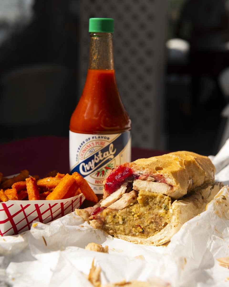 Crystal Hot Sauce tweet media