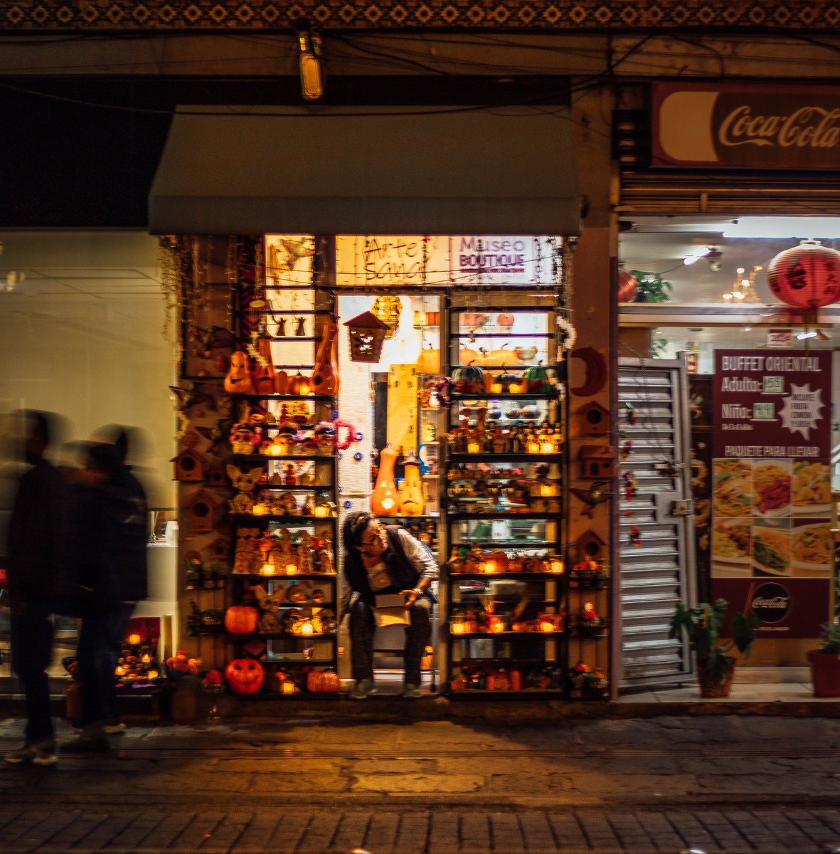 wegotaccent's tweet photo. Moving with time.
Street photos in the city, it changes when we see the world different
Moviéndose con el tiempo.
Fotos de calle en la ciudad, cambia cuando vemos el mundo diferente.
#streetphotography #street #mexicourbano #pueblacity #pueblagram #wegotaccent #mexicomagico https://t.co/Eq7C9ujv5U