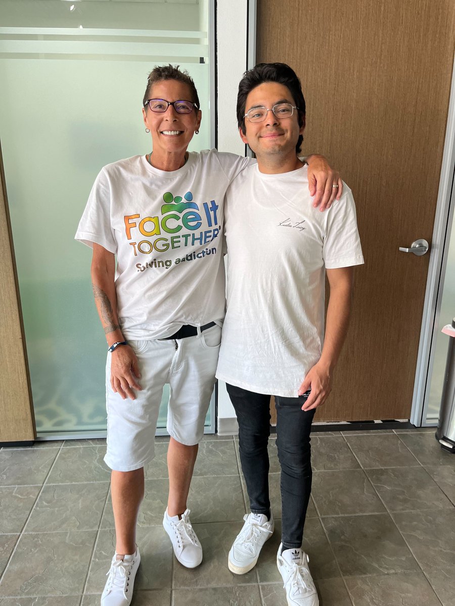 wefaceit2gether's tweet image. Check out our apparel store! Show your support for our work and let others know you&apos;re dedicated to #solvingaddiction here: bit.ly/3ODknkE