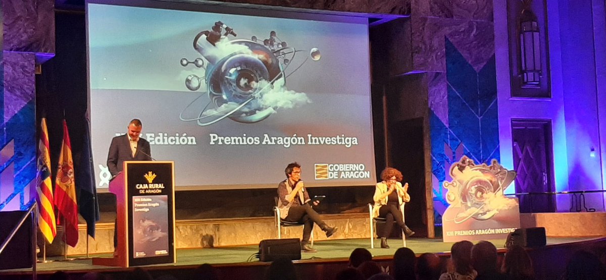 Aragoninvestiga's tweet image. #PremiosAragónInvestiga

¡Qué no falte el humor! 😂😂😂

Con Marisol Aznar y @DavidAngulo404  @OregonTv