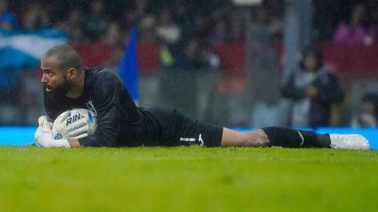 Analistas tweet media