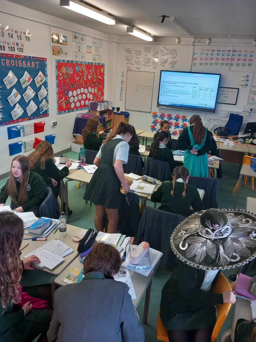 greenbankhs's tweet photo. Y10 pupils enjoying practising their market roleplay language 'Au Souk' this week. Bravo! #languagesforlife #culturalcapital https://t.co/2vtDvNlMj5