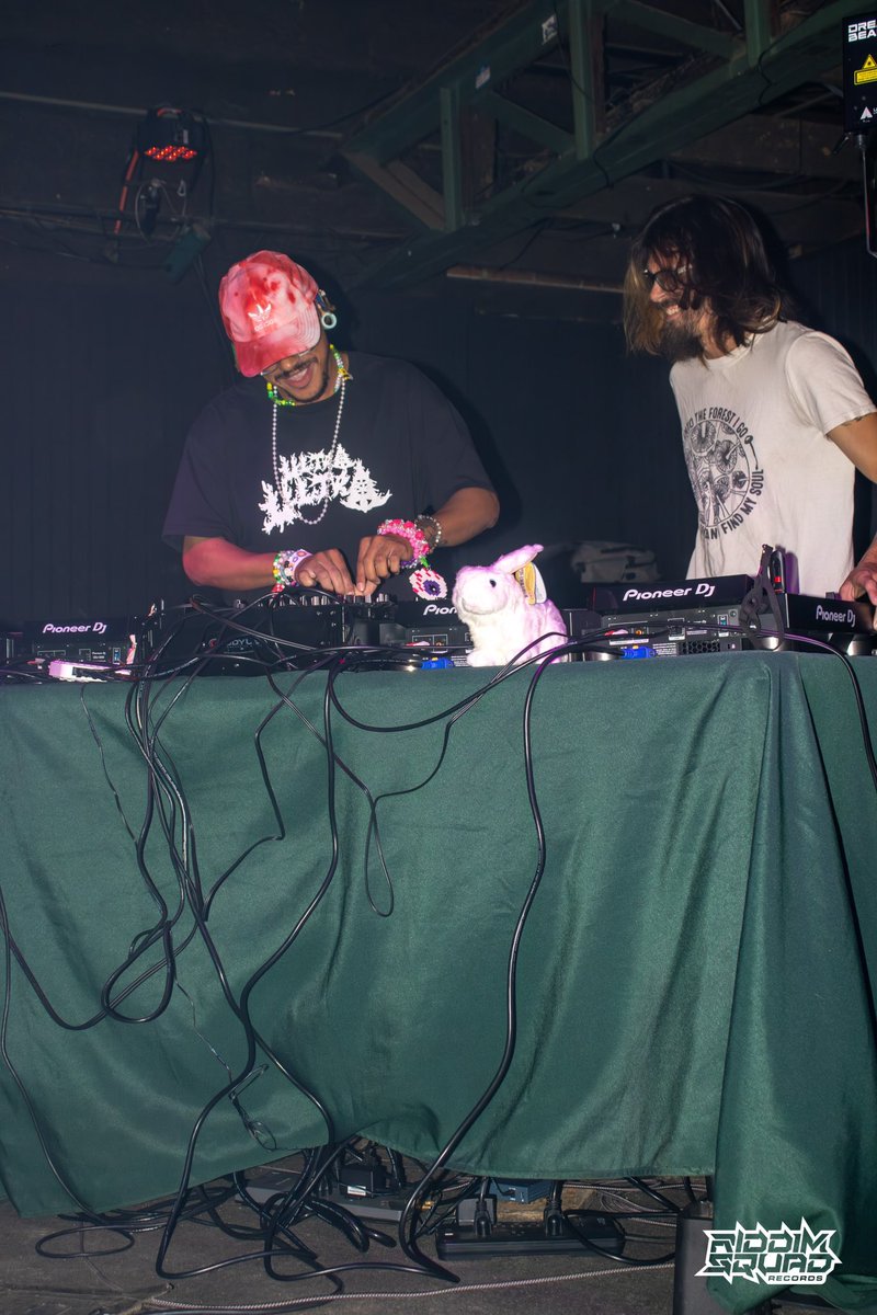 ⚔️ THE STORM ⚔️ (@thestormdubstep) on Twitter photo Who caught this epic B2B w/ my bro <a href="/ULTR4ULTR4/">ULTRA👁️ULTRA</a> ??? I know my boy <a href="/MadMuffinz_/">𝑀𝐴𝐷 𝑀𝑈𝐹𝐹𝐼𝑁𝑍 Toxic Blue Berry (OUT NOW :)</a> did 🤘🤪
Shoutout to @riddim_squad for bringing us out and shoutout <a href="/CodyNiko/">🌴Calicody🌴</a> for getting these awesome shots 😈 Who caught this epic B2B w/ my bro <a href="/ULTR4ULTR4/">ULTRA👁️ULTRA</a> ??? I know my boy <a href="/MadMuffinz_/">𝑀𝐴𝐷 𝑀𝑈𝐹𝐹𝐼𝑁𝑍 Toxic Blue Berry (OUT NOW :)</a> did 🤘🤪
Shoutout to @riddim_squad for bringing us out and shoutout <a href="/CodyNiko/">🌴Calicody🌴</a> for getting these awesome shots 😈