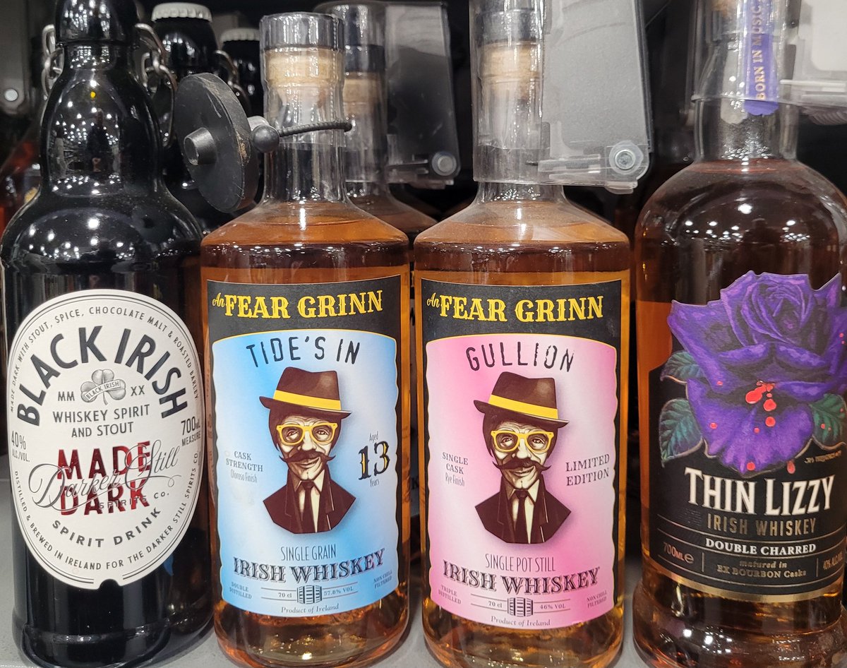 What a pretty shelf!

@mcgeoughwholesàle
<a href="/Celticwhiskey/">Celtic Whiskey Shop</a> 
<a href="/Irishmalts/">Irishmalts</a>