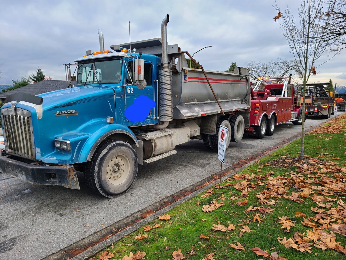 BurnabyRCMP's tweet photo. Over the past two days, we have been working with our #LMDCVE partners in #Burnaby conducting #CMVSafety inspections. 108 π were inspected, 67 were found to be unfit for the roadway, and placed #OOS with 281 defects identified and 86 tickets issued https://t.co/IBF1MPV8EE