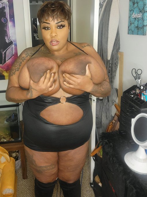 Midweek mischief 😈🐈&zwj;⬛🫶🏾 https://t.co/RwfVttWuC5