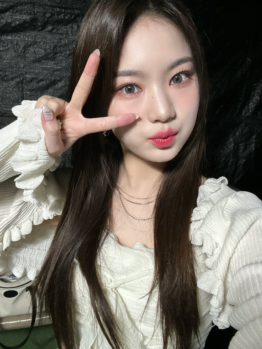 jinger_1113's tweet photo. 얼궁폼워쳣어….너무아리따움….. https://t.co/3cPD6bDmYf