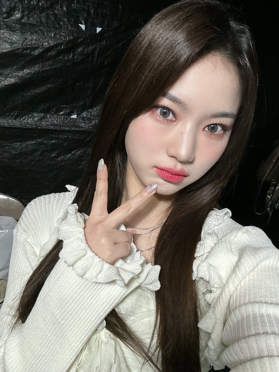 jinger_1113's tweet photo. 얼궁폼워쳣어….너무아리따움….. https://t.co/3cPD6bDmYf