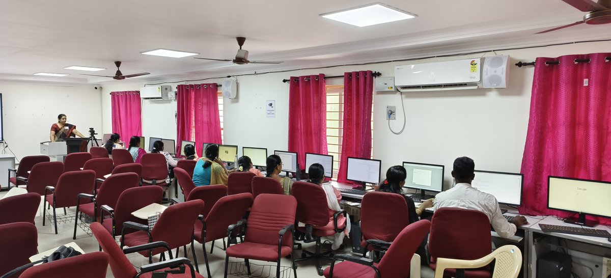 PSIT_TNAU's tweet image. TWT#32 PS&amp;amp;IT, AEC&amp;amp;RI, TNAU Coimbatore - AICTE ATAL FDP on Data Science in Agriculture - Session 2 - Introduction to Python - Dr. Sumathi @css1_sumathi @Dean_AECRI_Cbe #DataScience #DataAnalytics @AICTE_INDIA #atalacademy
