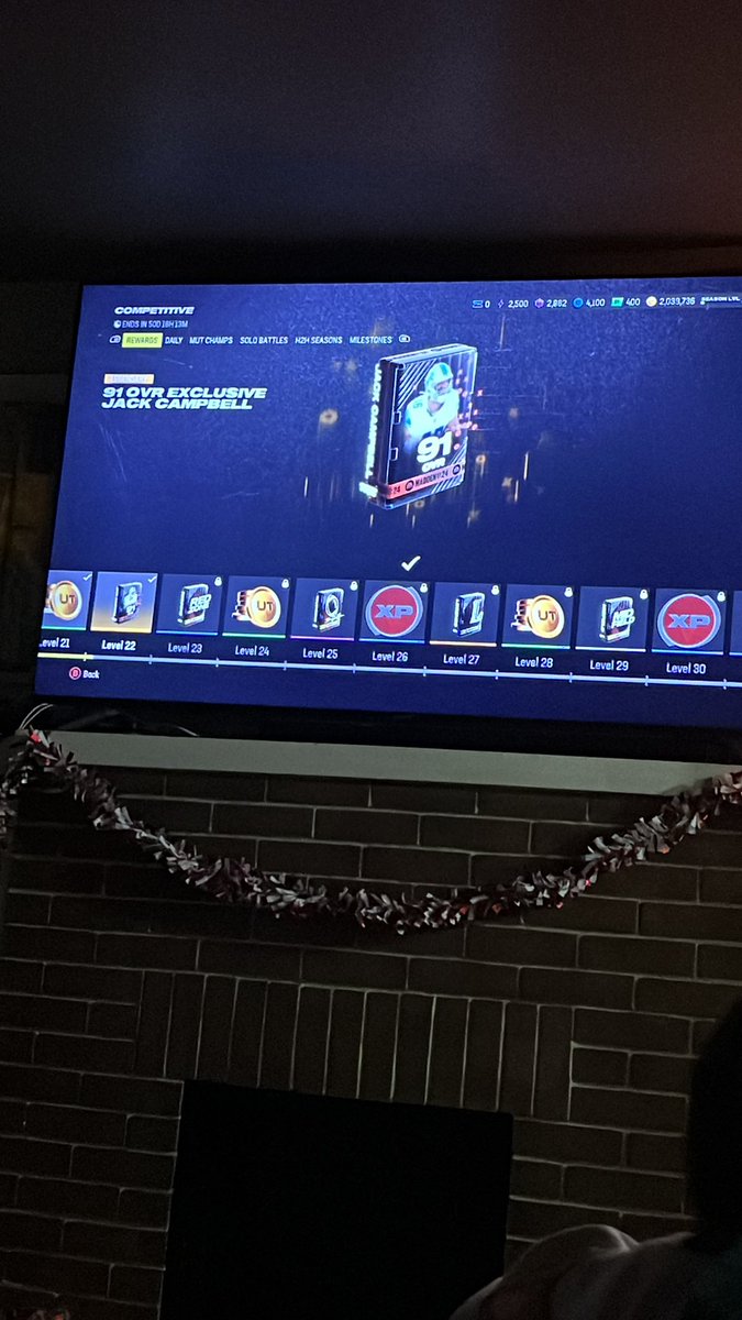 mikewatts00711's tweet photo. @MaddenNFLDirect my wins are not counting and reset my leaderboard not my fault it gave me 2 levels when I logged in https://t.co/zAKJwFXA98