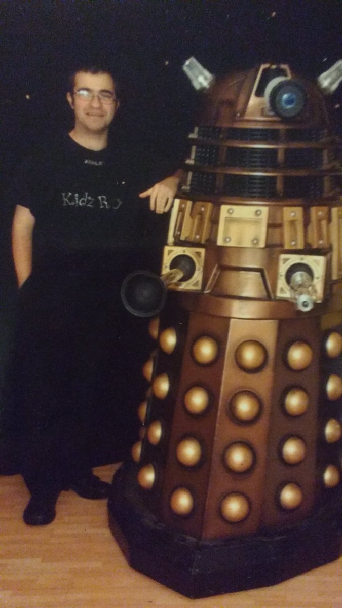 Ashley Meredith (@ashleym82) on Twitter photo Penblwydd Hapus 60!
Happy 60th Birthday!
<a href="/bbcdoctorwho/">Doctor Who</a>
The forever longest sci-fi drama series in the world.
Pic: At <a href="/BBCWales/">BBC Wales 🏴</a> Broadcasting House, Llandaff, Cardiff
<a href="/BBCCiN/">BBC Children in Need</a> 2007
#DoctorWho60 #DoctorWho
#Tredegar #TredegarWales Penblwydd Hapus 60!
Happy 60th Birthday!
<a href="/bbcdoctorwho/">Doctor Who</a>
The forever longest sci-fi drama series in the world.
Pic: At <a href="/BBCWales/">BBC Wales 🏴</a> Broadcasting House, Llandaff, Cardiff
<a href="/BBCCiN/">BBC Children in Need</a> 2007
#DoctorWho60 #DoctorWho
#Tredegar #TredegarWales
