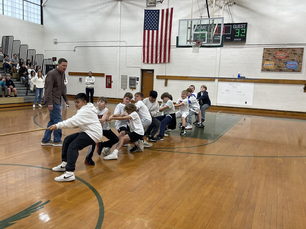 HTSD_Reynolds's tweet photo. RMS 6th grade competes in Wacky Races💚🤍 Green vs. White. #dizzybat #tugofwar #ScooterRace @WeAreHTSD https://t.co/je03O65Iwy