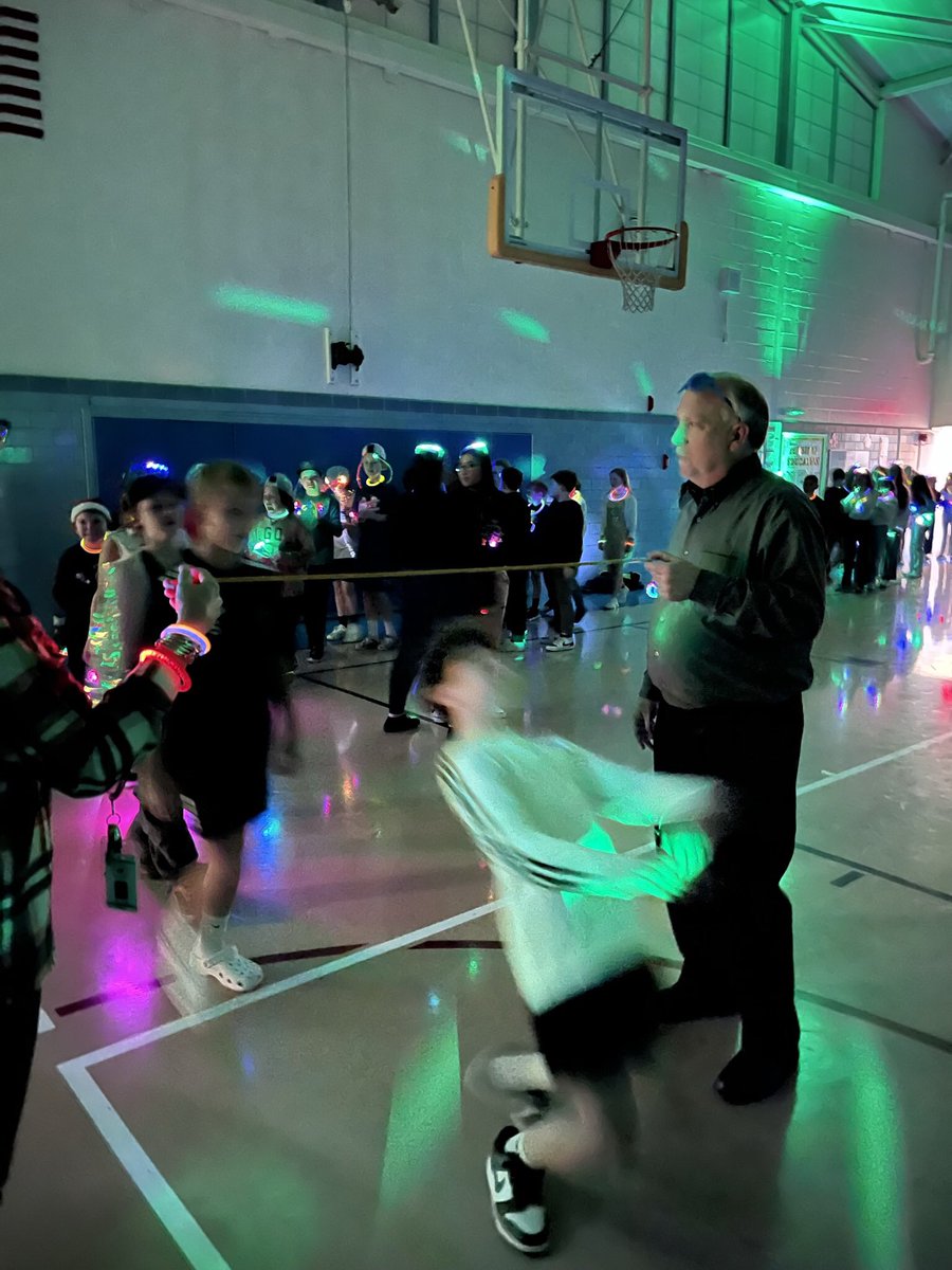 PowderMillRocks's tweet photo. Glow Dance 2023 was lit! #PowderMillRocks #RamsBelong #beGOLD https://t.co/ABFr7vwk1h