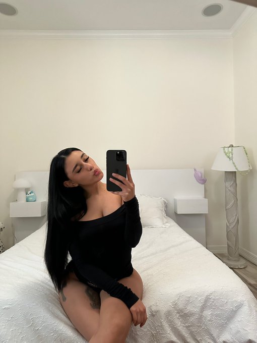 im a 🐈&zwj;⬛ https://t.co/5JpT0uJL4G