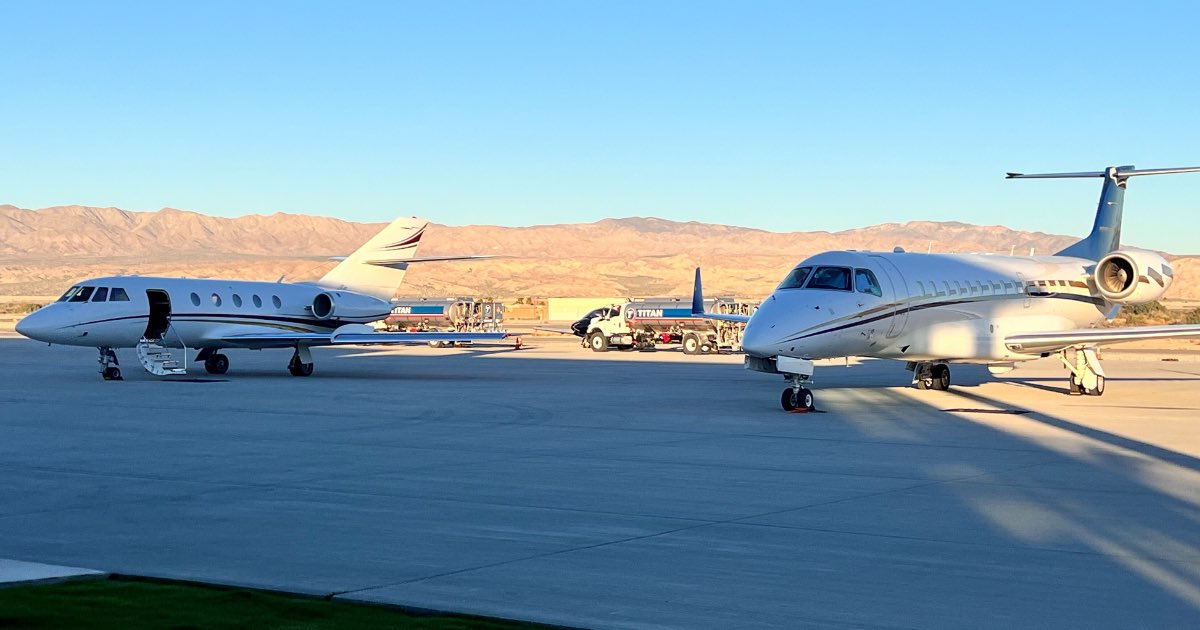 Fueling up for the long holiday weekend!

#desertjet #privatejet #FBO #privatejetcharter #HolidayTravel #avgeek #pettravel #bizav