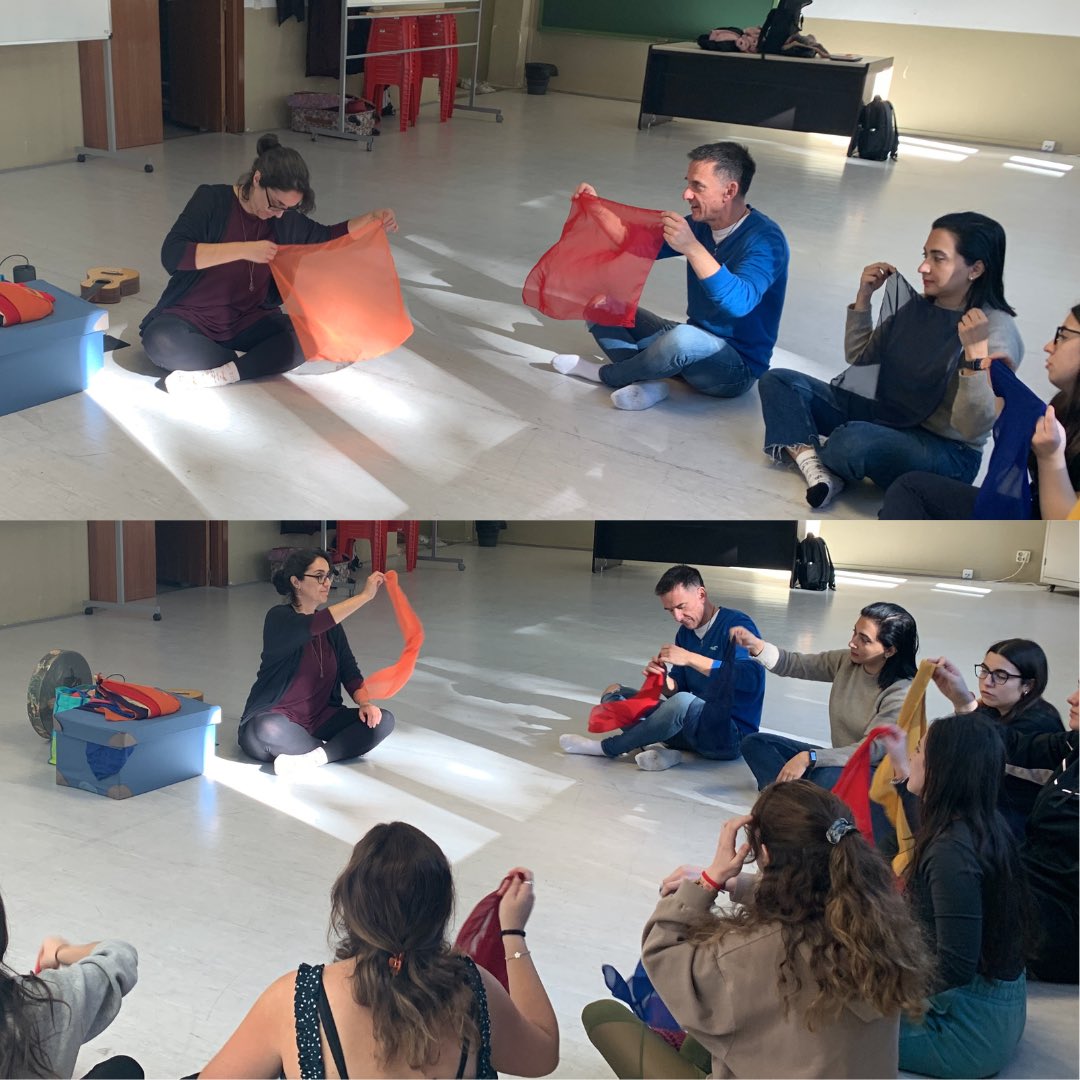 dobemolmusica's tweet photo. Compartiendo recursos musicales para la primera infancia muchas gracias a @UAMmus y @AngelaMoralesF2 y a todos los alumnos que han asistido. Qué mejor forma de celebrar #SantaCecilia #dobemolmusica #10añosdeproyecto https://t.co/JW08AvMYPG
