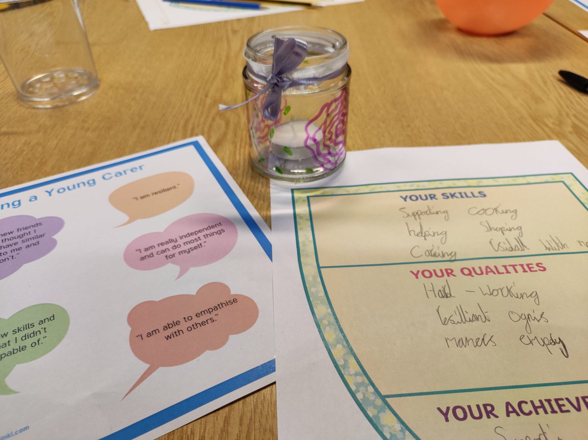 MiniExplorersPD's tweet image. A thoughtful & reflective session with our #YoungCarers today. We looked at different ways we can support one another & discussed our #SuperPowers #resilience #problemsolvers #supportive #empathy #dependable We are so proud of you 🙏 @PDCSPrimary 💙 @actnforchildren ❤️