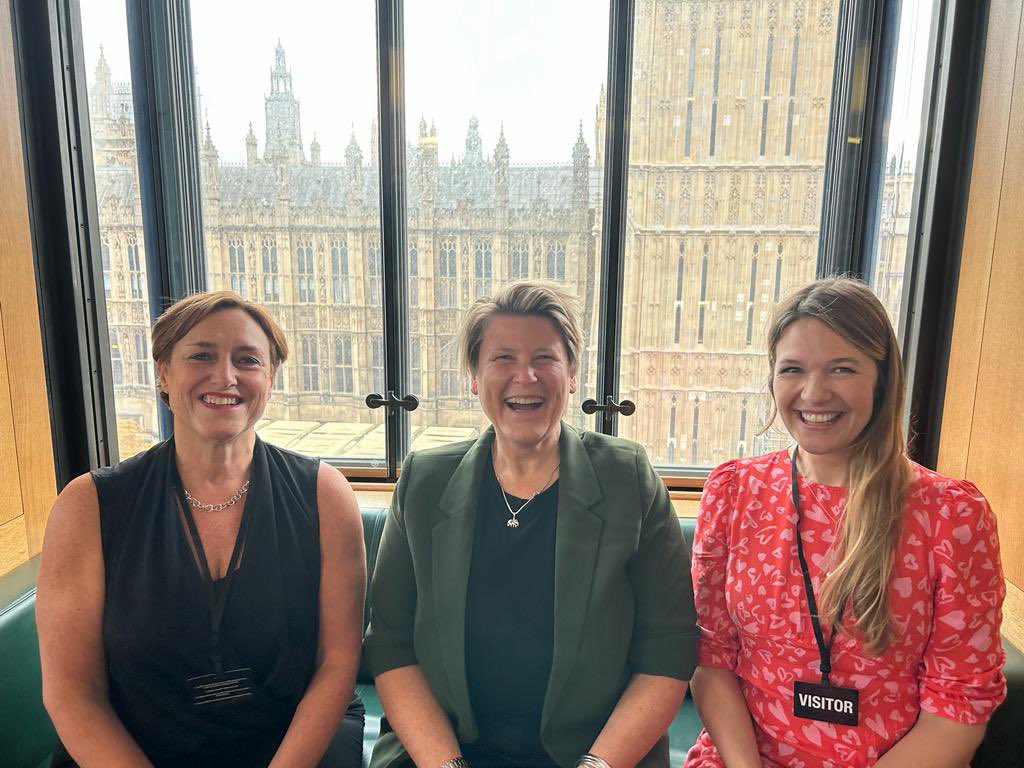 Talked all things mental health with new MP @SarahDykeLD & @LibDems with Megan from @MindCharity - ahead of expected gen election next year: A few topics: Youth MH crisis just as @NHSDigital figures released V long waiting times State of MH inpatient services MH Act Stigma!