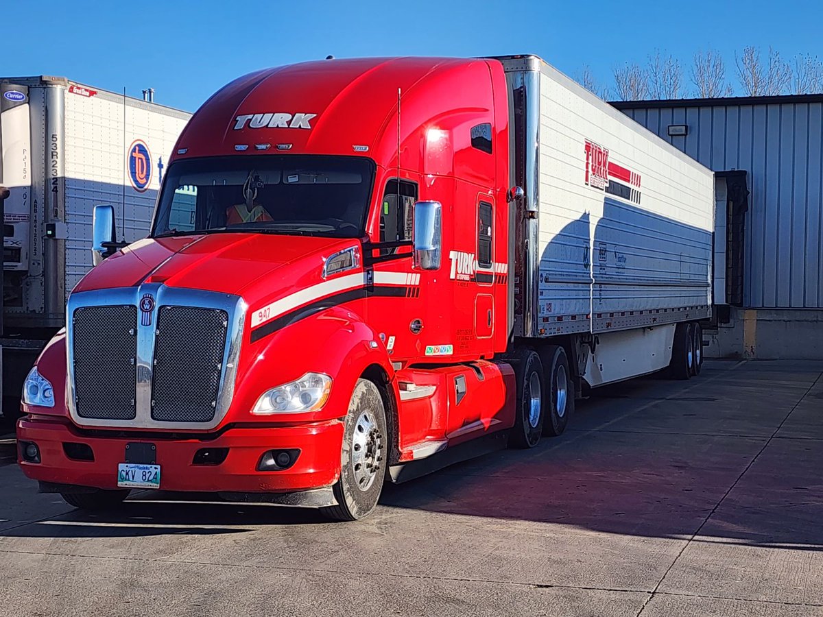 Docked and loaded! Ready to hit the road!
📸Photo credit goes to our Company Operator, Earl.
#TruckingLife #Kenworth #TruckGoals #ReadyToRoll #KenworthTrucks #DriveWithTurk