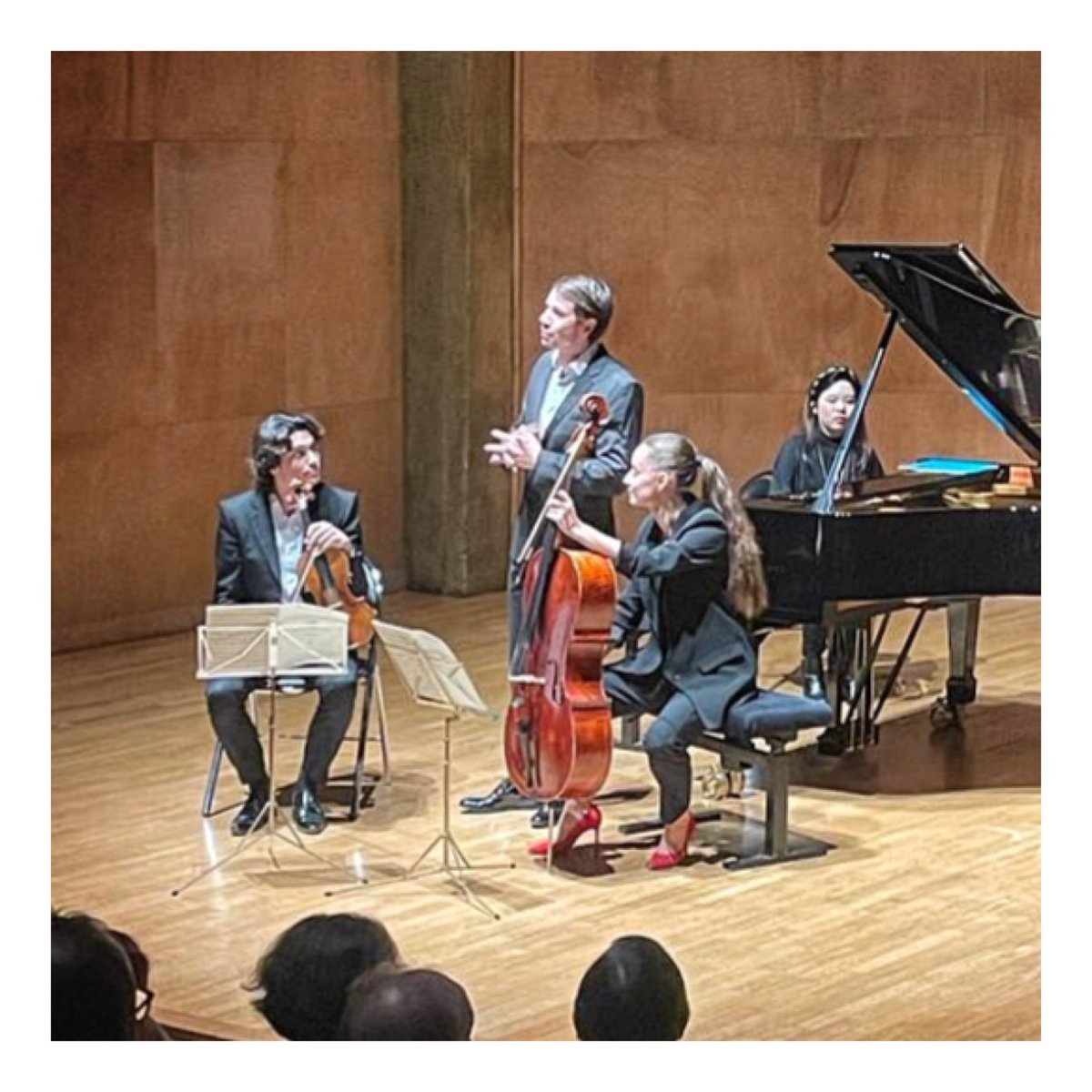 TrioMetral's tweet photo. 21/11
Salle Cortot, Paris 
📸 P. Lefaure

@ladolcevolta 
@pianoalyon 
#ravel #chausson #albumrelease #concert https://t.co/TF5eN67RZz
