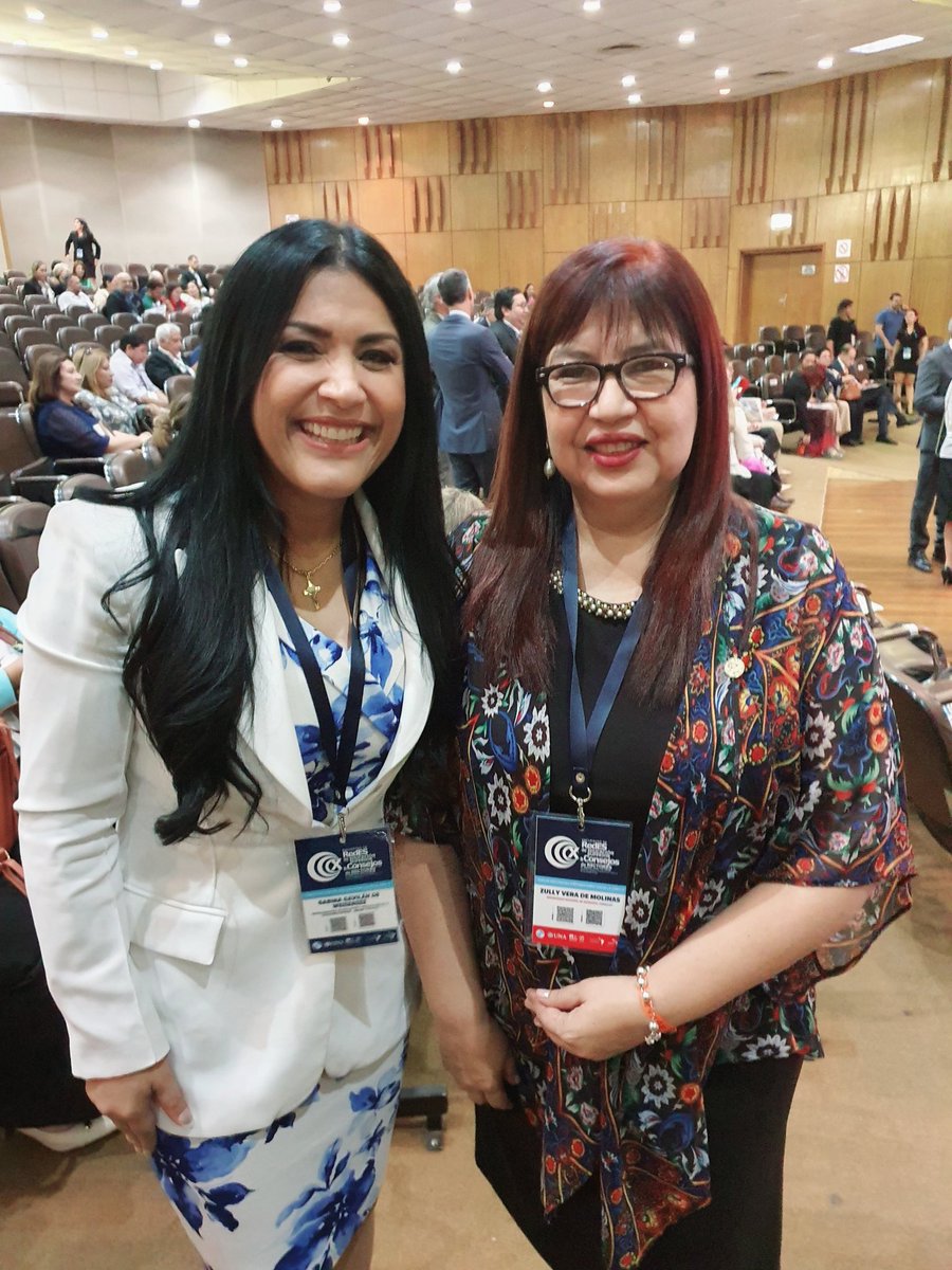 GabinaGavilan's tweet photo. Participando del X Encuentro de Redes de Educación Superior y Consejos de Rectores de América Latina y el Caribe. Los avances y desafíos de la transformación digital en la educación superior, sus oportunidades y riesgos, intercambio de experiencias enriquecedor. @ANEAES_Paraguay https://t.co/saQjMnQk26