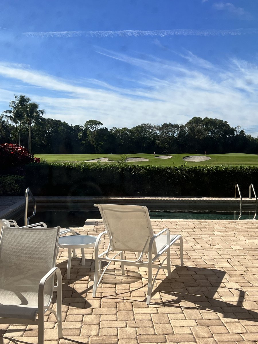 Jacqui Vivanco Hertlein 🏐 tweet media