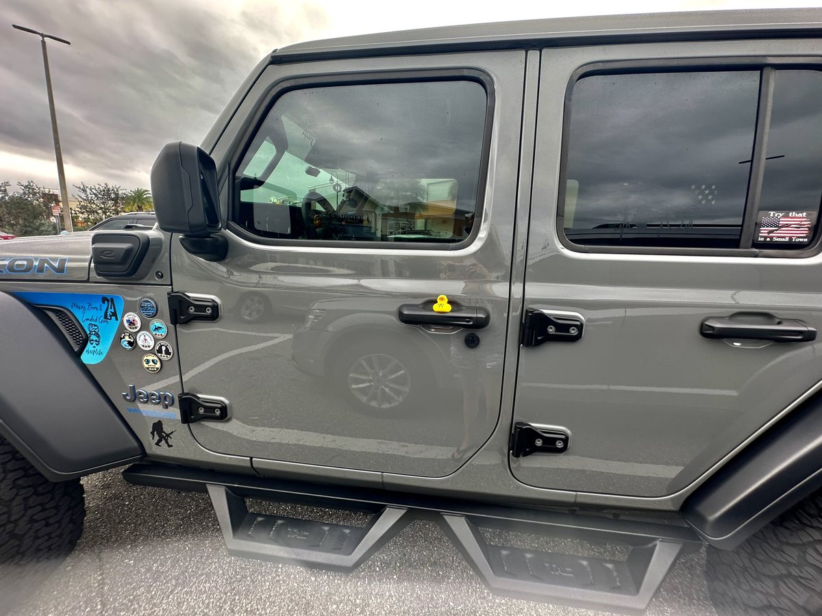 Thank you to the Jeepers who ducked me at Publix in Port St. John today. It was sweet. #DuckDuckJeep #ItsAJeepThing #DuckingJeeps #KindnessMatters #JessicaDrown #jeeps #jeep #jeeplife #offroad #jeepwrangler #jeepnation #jeeplove #jeepfamily #jeepporn #wrangler #jeepbeef