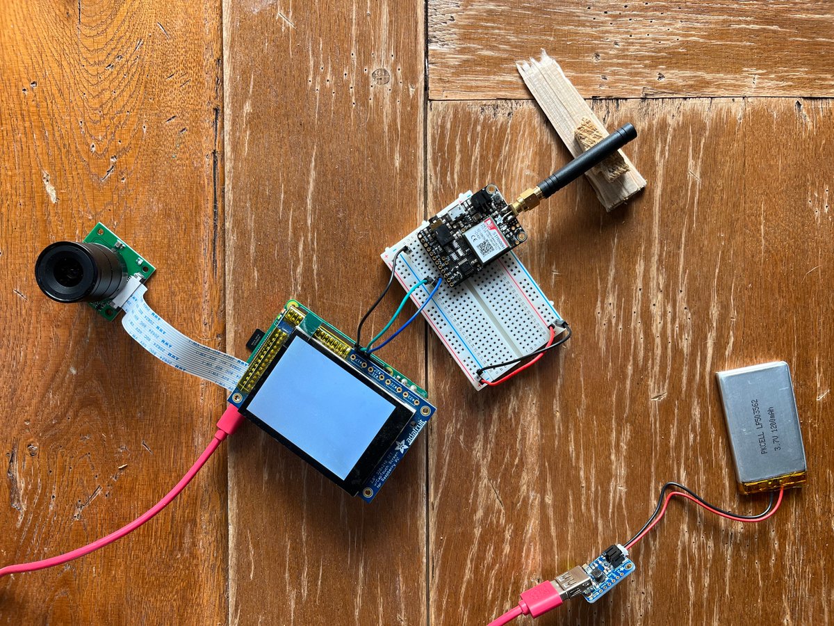 ProxyUniversal's tweet photo. Day 6 of #30daysofmaking
I'm putting together a PiPhone. I still need to install a driver for the touch screen and haven't yet figured out how to power the GSM directly from the battery.
The goal is to get the phone up and running so I can build a wooden case for it. https://t.co/t4pehMO4lz