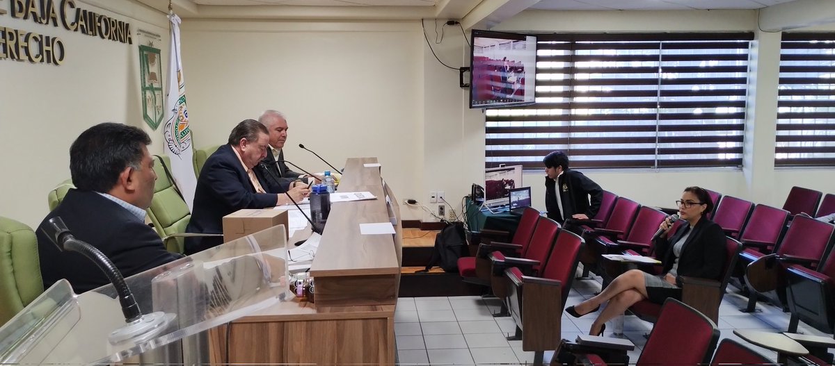 ComisionSEABC's tweet photo. Iniciamos con Aarón Díaz Robledo seguido de Columba Gómez Leyva, Eva Nallely Gómez Ponce. https://t.co/ujh0WfqrwW