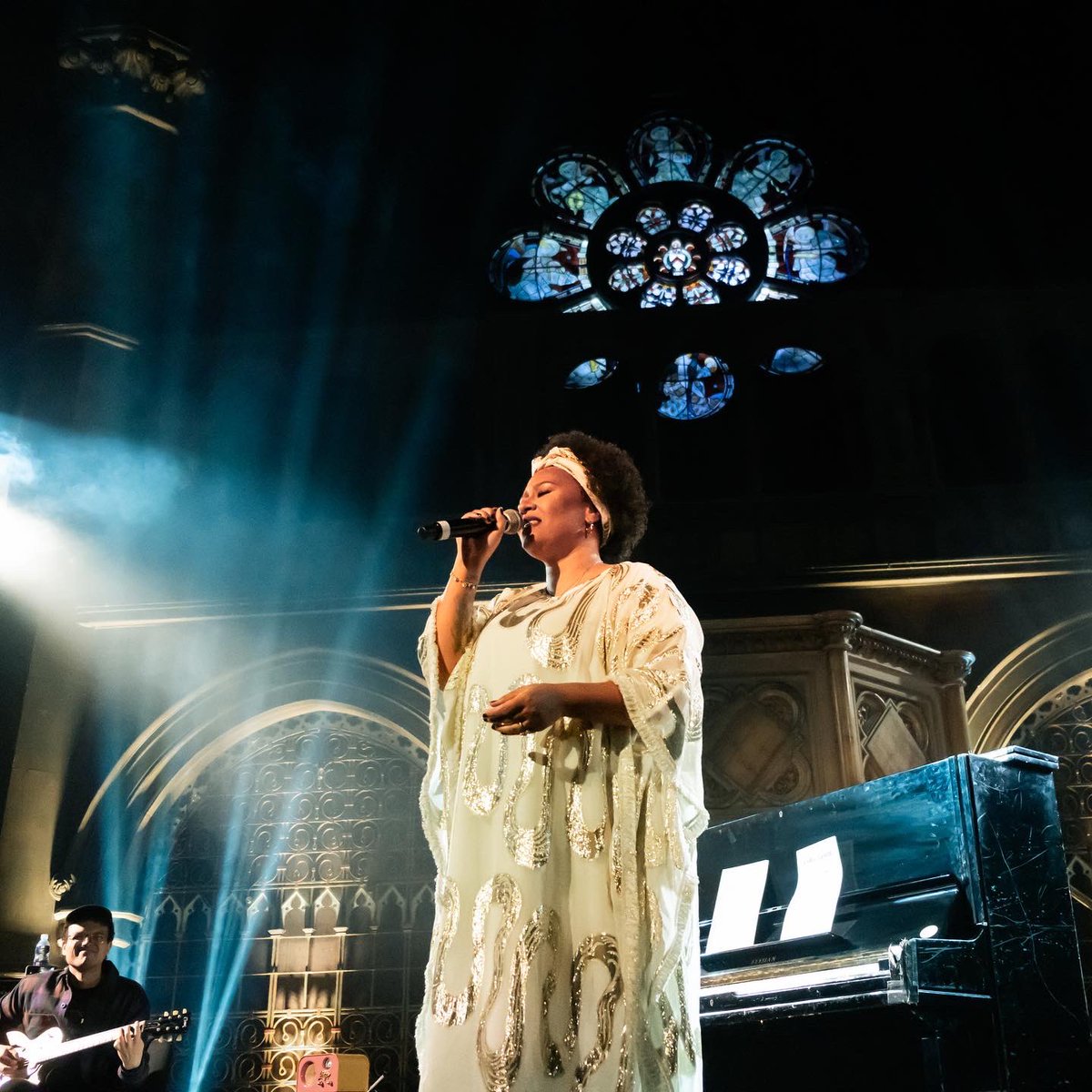A totally magical evening at @UnionChapelUK last night. Thank you to everybody who came, it was such a pleasure to perform for you in such an exquisite venue!! Big love to @ZaweAshton for hosting the Q&A - loved sharing the stage with you! 💘 📸 Katie Malcolmson