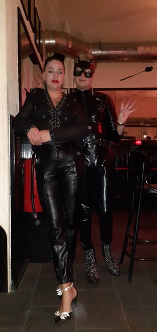 Letzte FemDom-Party @SMart_Cafe in Wien @mistress_rebeka #femdom #party https://t.co/VoLnKa8w31<a class="tags" target="_blank" title="On Twitter" href="/?out=eyJ0eXAiOiJKV1QiLCJhbGciOiJIUzUxMiJ9.eyJpYXQiOjE3MjE1NzA0NzksImlzcyI6InR3cG9ybnN0YXJzLmNvbSIsIm5iZiI6MTcyMTU3MDQ3OSwiZXhwIjoxNzUzMTA2NDc5LCJyZWRpcmVjdF91cmwiOiJodHRwczovL3R3aXR0ZXIuY29tL1NNYXJ0X0NhZmUifQ.OMqBeKv33yXkM0ml7WHcevU3TBRqNT4QqRXffVc6HgzUfu2k6bOhYVztmWyuyeaBI01Q9TsL_2w6vFHiGgM7MA">@SMart_Cafe</a><a class="tags" href="/tag/mistress_rebeka">@mistress_rebeka</a><a href="/tag/party"class="tags"><span>#party</span></a><a href="/tag/femdom"class="tags"><span>#femdom</span></a>