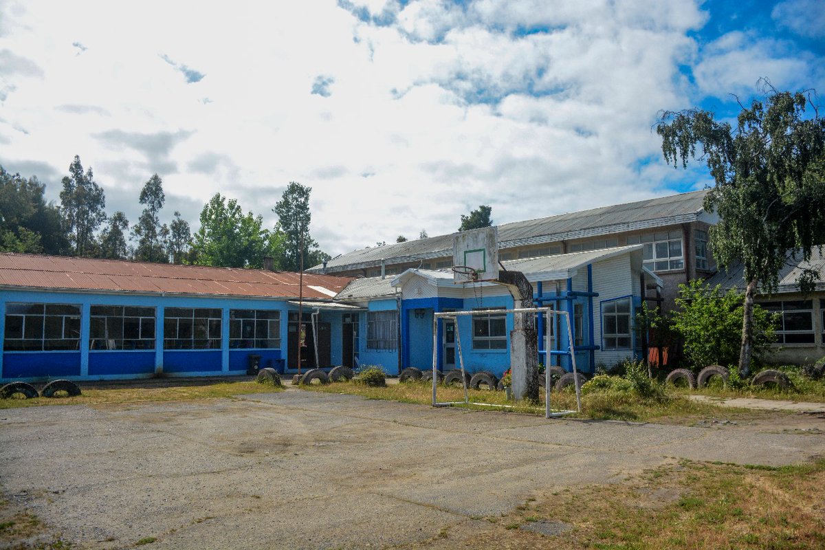 CreaRural's tweet photo. VOCES DE MAESTROS Y MAESTRAS DE ESCUELAS RURALES MULTIGRADO: CLAUDIO CRUZ 😃📝✏

Revisa aquí esta interesante entrevista al profesor y sus grandes avances en el marco de una investigación sobre la Educación Rural 📚👀

https://t.co/nCAdjOhKr5 https://t.co/GQyWhSB3fm