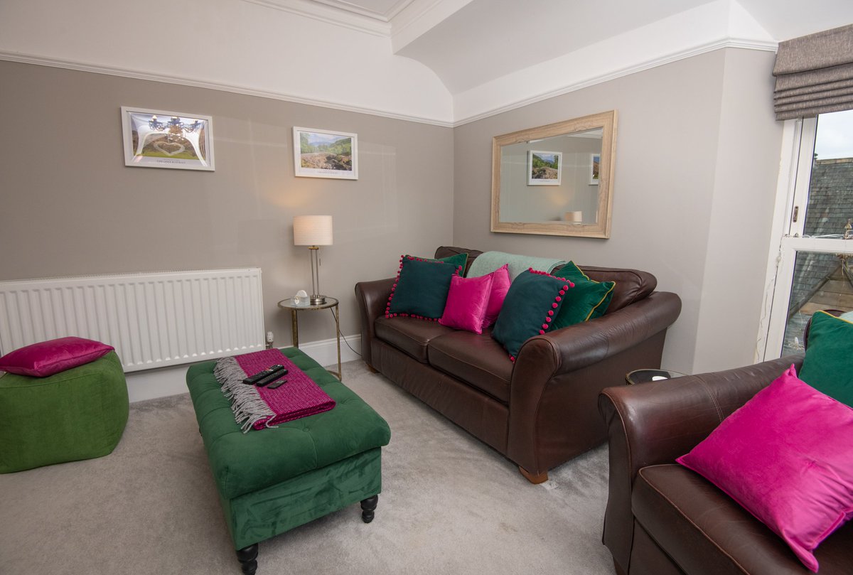 LinnettHill's tweet photo. How time flies...
A year ago today we completed on the purchase of Linnett's Loft...
Our 2 bedroom #selfcatered apartment with #parking
To celebrate, we're doing a special offer of 4 nights for the price of 3 for any Sunday or Monday arrival...
#Keswick #LakeDistrict #Cumbria https://t.co/7TC6pg9NRC