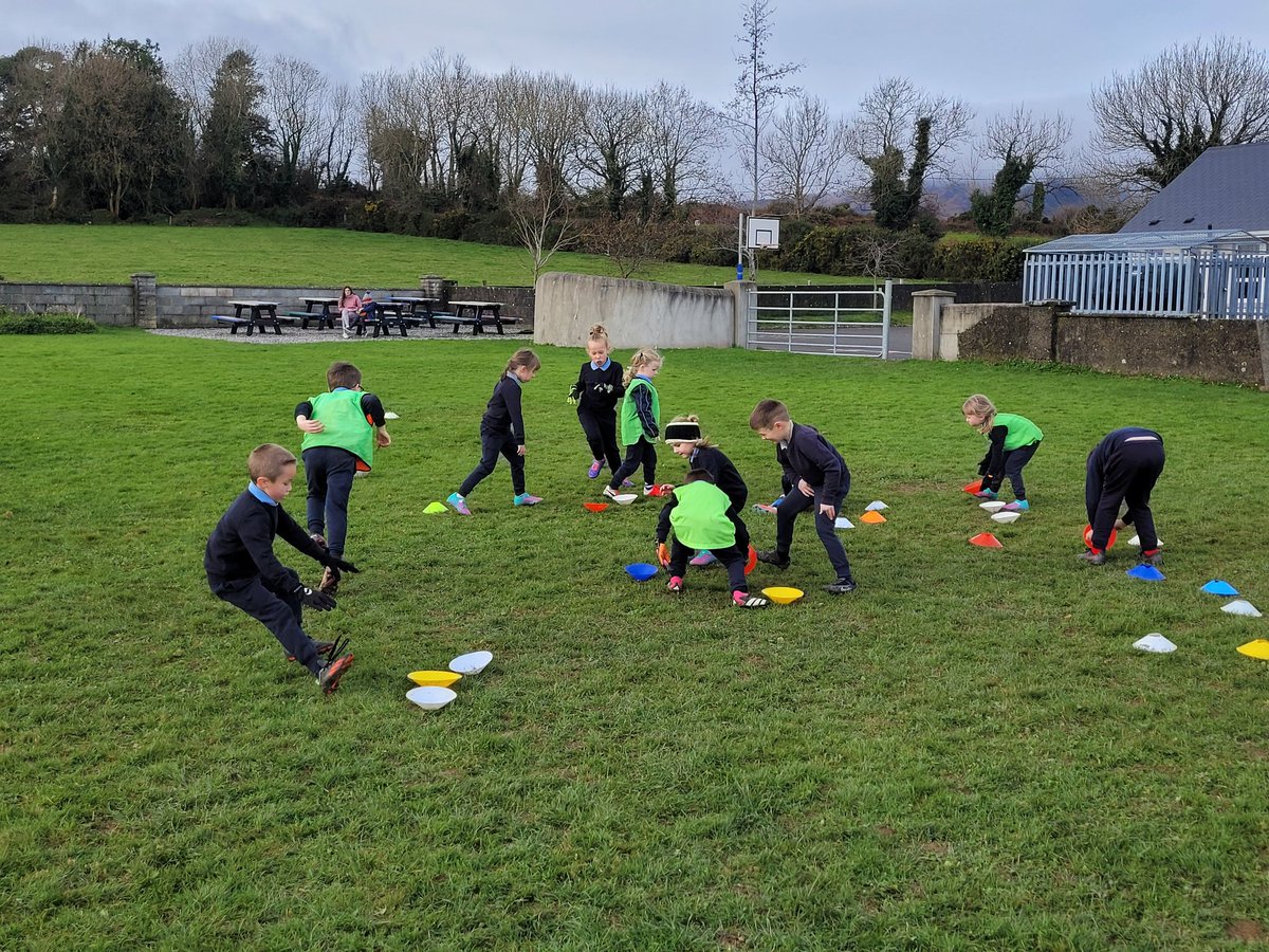 WhelanGavin's tweet photo. @WaterfordGAACG @WaterfordGAA @EastDeiseGAA @west_waterford @CnamB_Waterford @JohnMitWFD @KilrossantyGAA @KilmacthomasGaa @rathgormackgaa @StMolleransGAA
#SchoolsCoaching #GDCVisits #MidCounty #Development #GAA https://t.co/sShdSuHguC