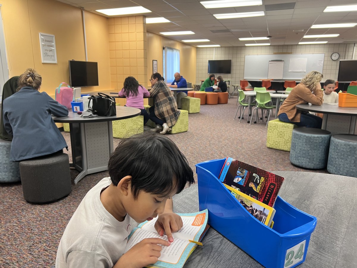 Supt_Adams's tweet photo. π Another fantastic week of Rotary Readers in the books (pun intended)! π While I miss my reading buddy from last year, I'm excited to get to know my new reading buddy! Together, we can promote the joy and importance of literacy! π #RotaryReaders #isd347 @ISD347 @Rotary https://t.co/S9P1mpF1Gf